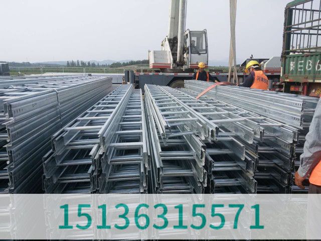 大跨距梯式橋架